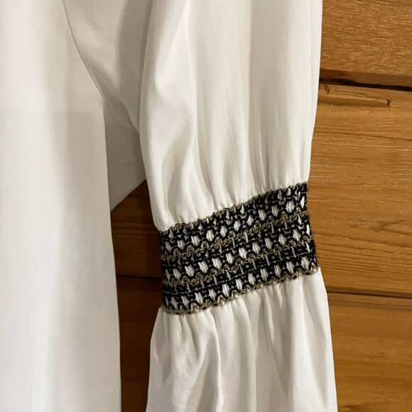 Elizabeth & James Top Womens Peasant White Embroidered Smocked Sleeve Boho Large - Picture 7 of 11